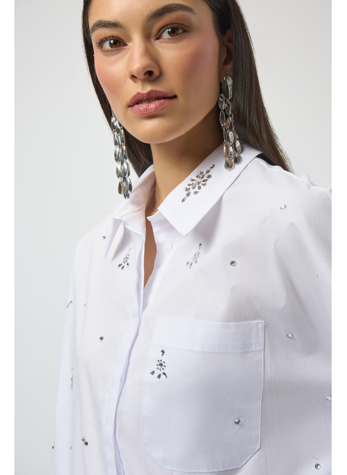 Joseph Ribkoff 254924 Biała, stylowa koszula zdobiona kryształkami