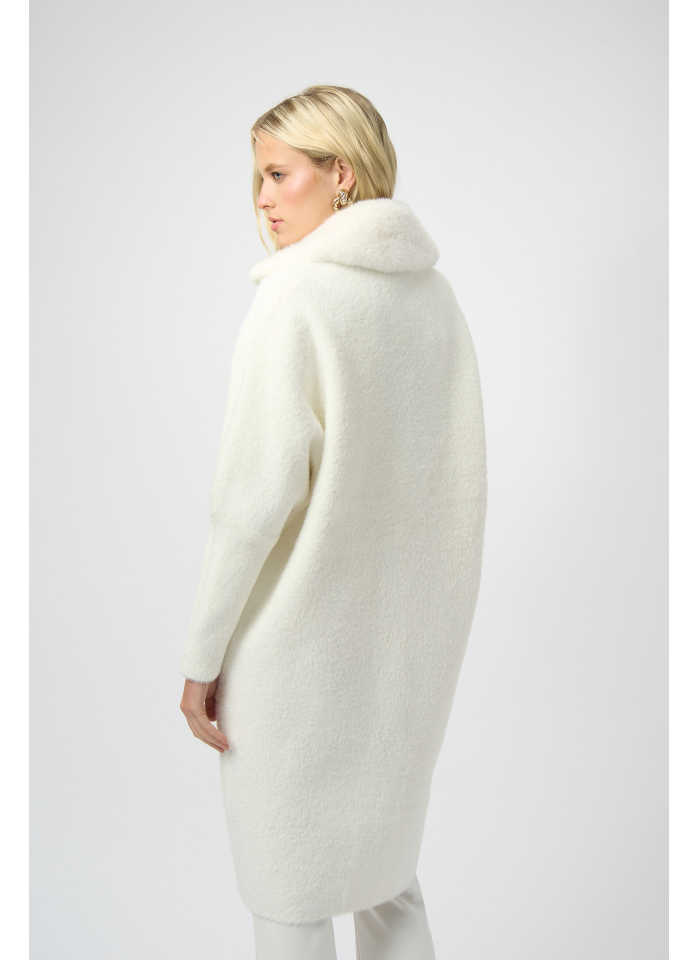 Joseph Ribkoff 254954 Stylowy, biały płaszcz z kołnierzem zdobionym perełkami