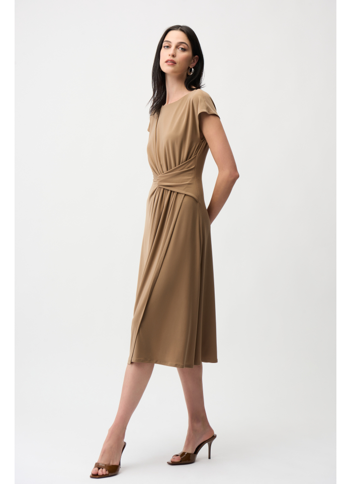 Joseph Ribkoff 261146 Karmelowa sukienka