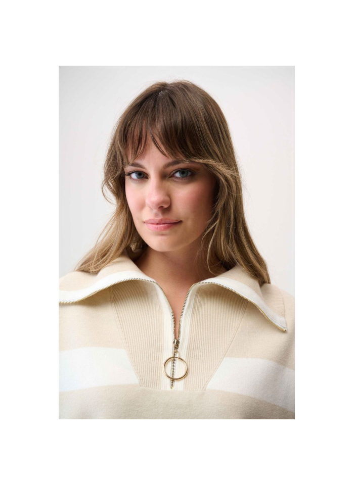 Joseph Ribkoff 261983 Beżowy, pudełkowy sweter w białe pasy