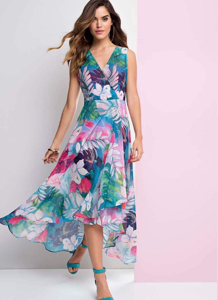 Frank Lyman. Kwiecista sukienka w pastelowych kolorach