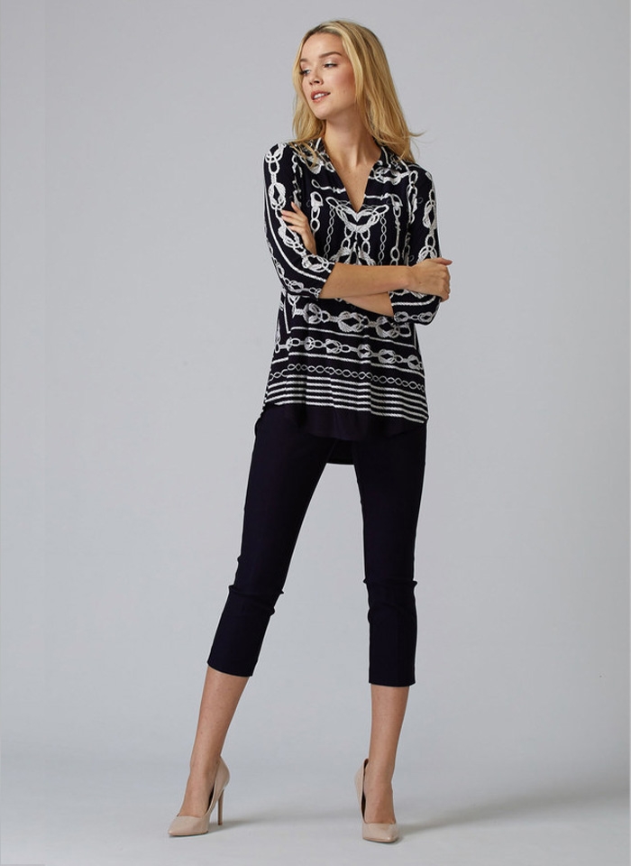 Joseph Ribkoff, Bluzka w kolorze granatowym w stylu jachtingowym.