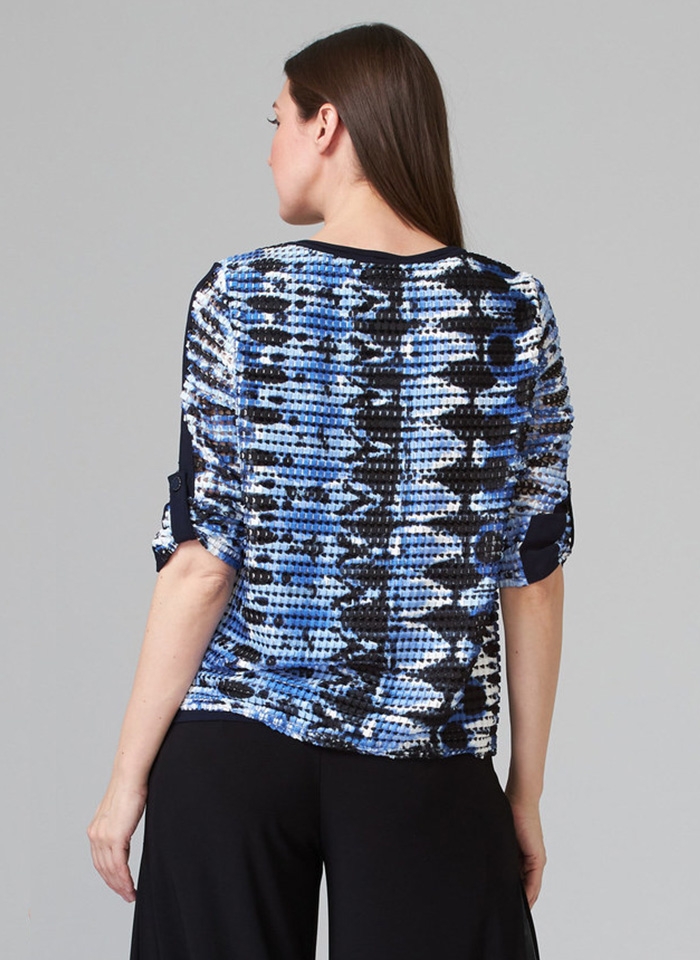 Joseph Ribkoff, Bluzka o luźnym fasonie w odcieniach błękitu.