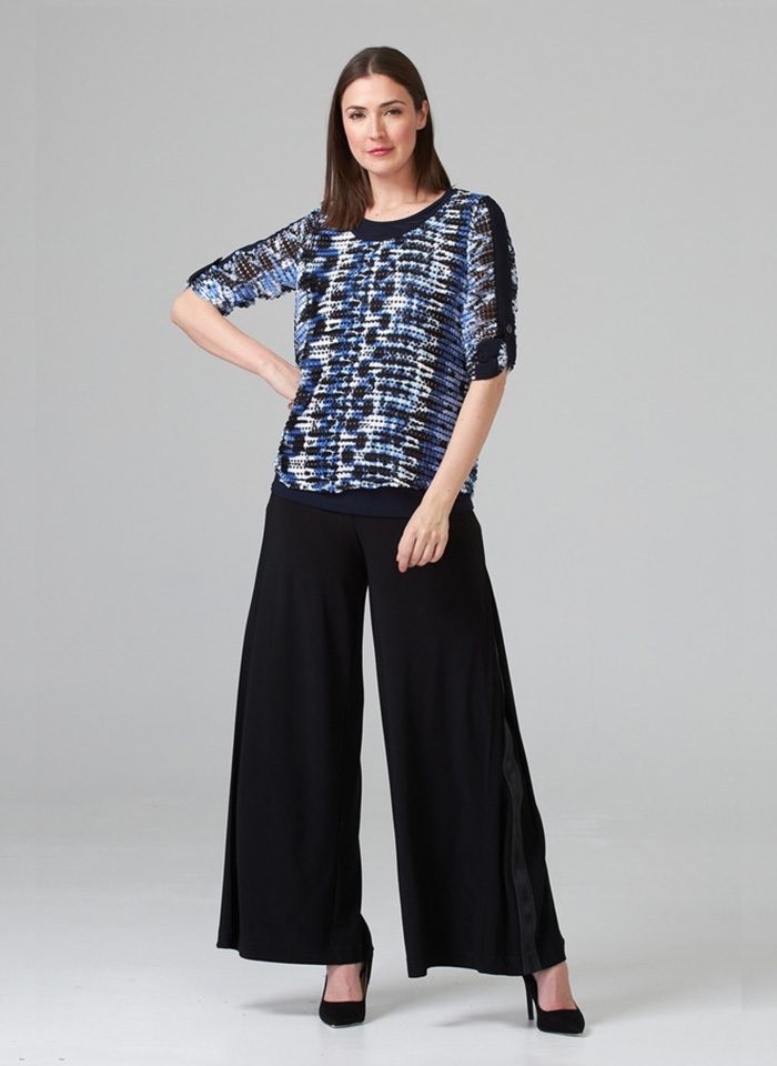 Joseph Ribkoff, Bluzka o luźnym fasonie w odcieniach błękitu.