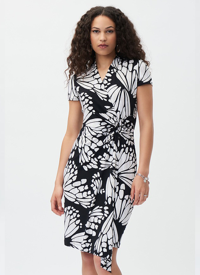 Joseph Ribkoff 213377 Kopertowa sukienka z motywem motyla.