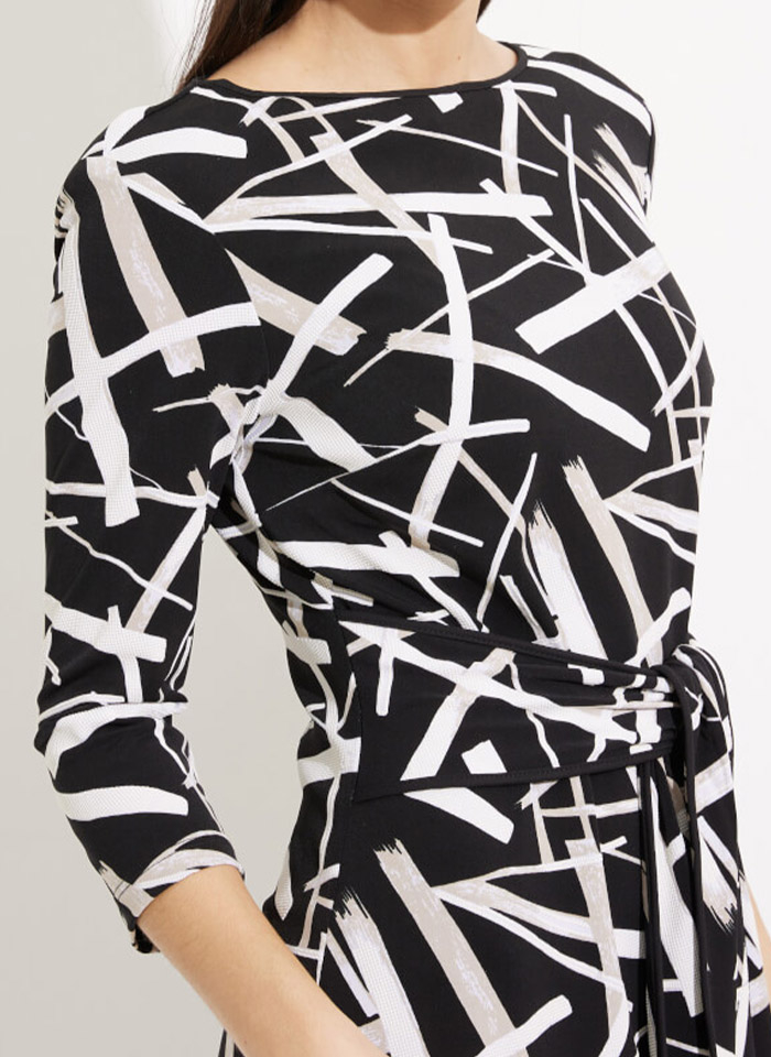 Joseph Ribkoff. Czarna sukienka z białym strukturalnym printem