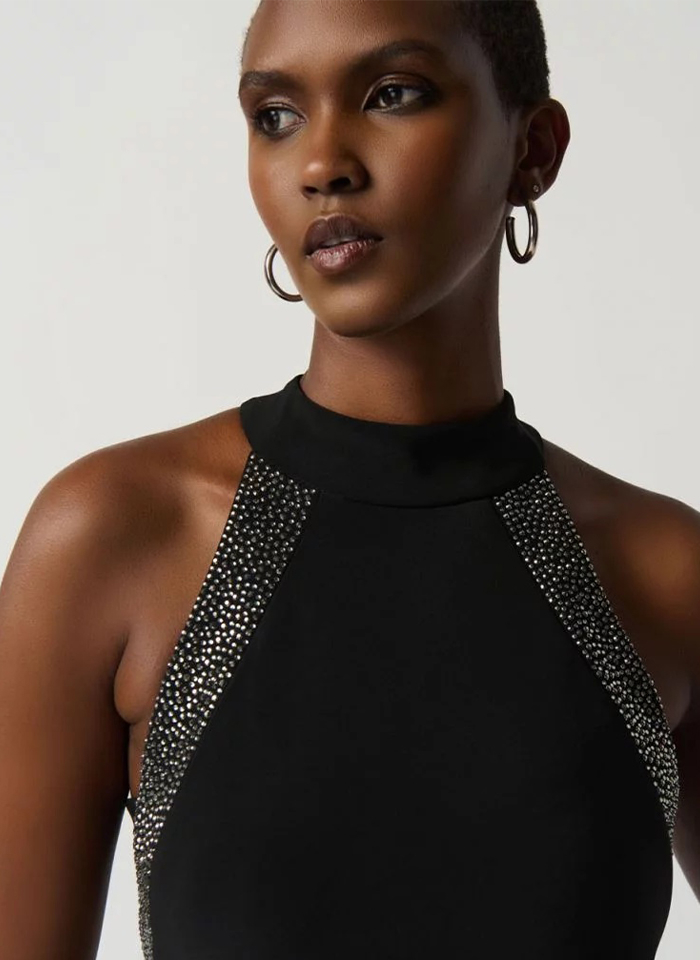 Joseph Ribkoff. Czarna sukienka z dekoltem halter.