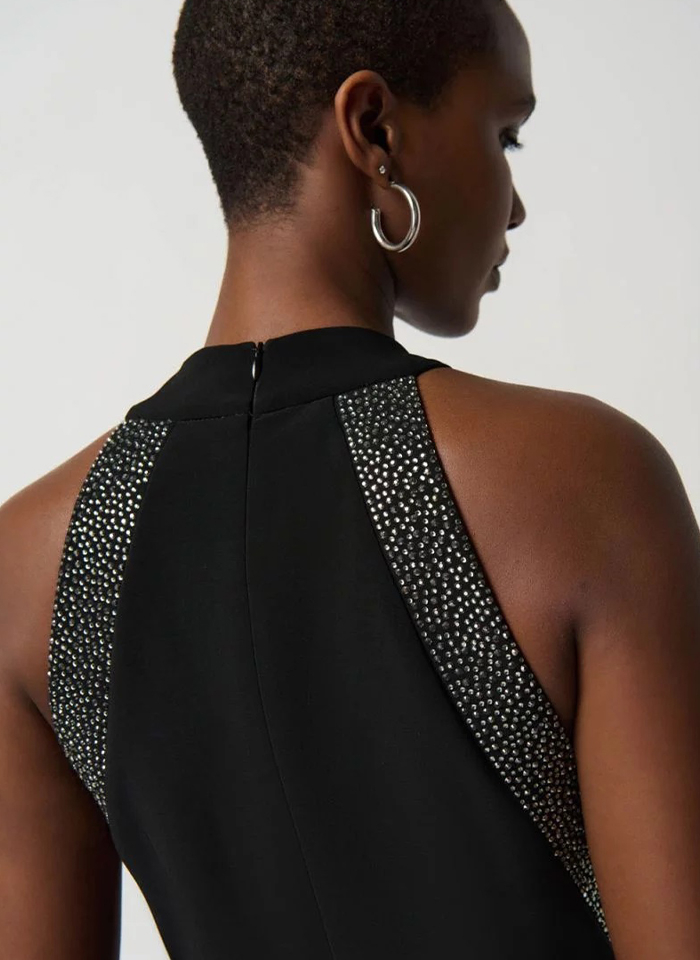 Joseph Ribkoff. Czarna sukienka z dekoltem halter.