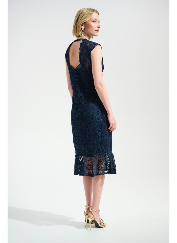 Joseph Ribkoff 261740 granatowa sukienka zdobiona gipiurą