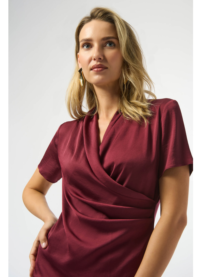 Joseph Ribkoff 253237 Bordowa bluzka z krótkim rękawem