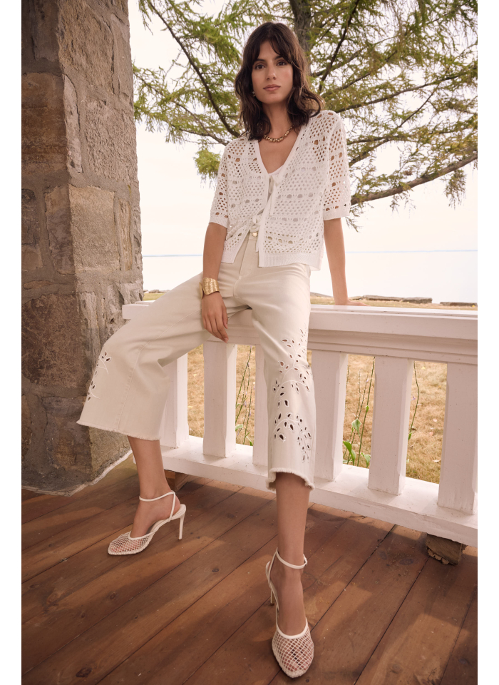 Joseph Ribkoff 262935 kuloty subtelnie zdobione haftem i dżetami