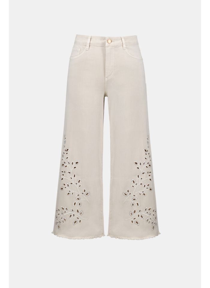 Joseph Ribkoff 262935 kuloty subtelnie zdobione haftem i dżetami