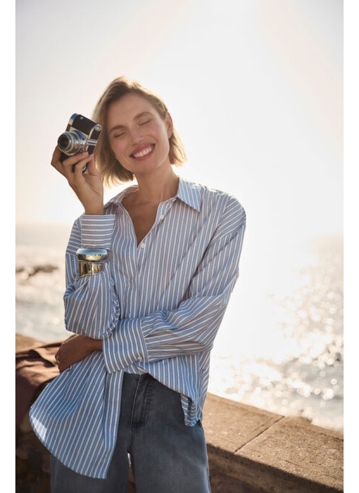 Joseph Ribkoff 261931 Koszula w biało-niebieskie paski zdobiona dżetami