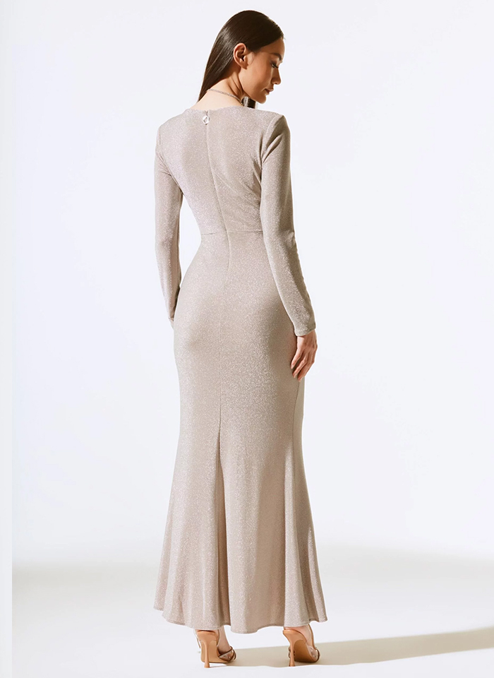 Joseph Ribkoff 243793 Beżowa, połyskująca suknia z ozdobną falbaną