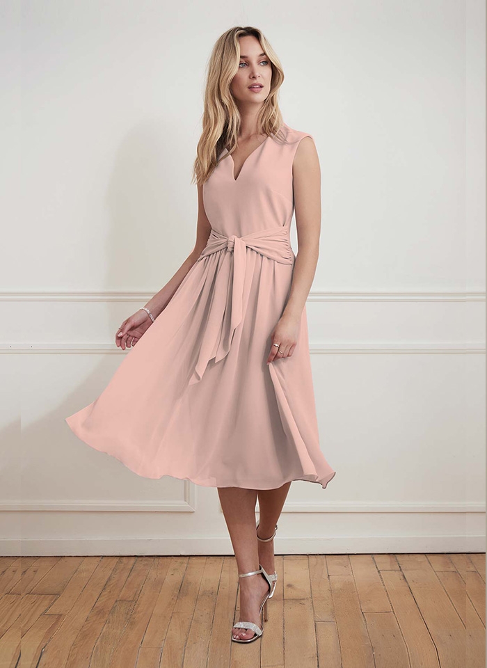 Joseph Ribkoff, Wizytowa sukienka z wiązana w pasie.