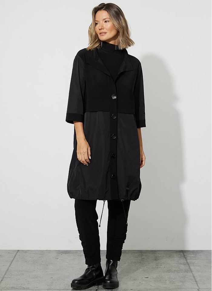 Joseph Ribkoff. Lekki płaszcz z łączonych tkanin.