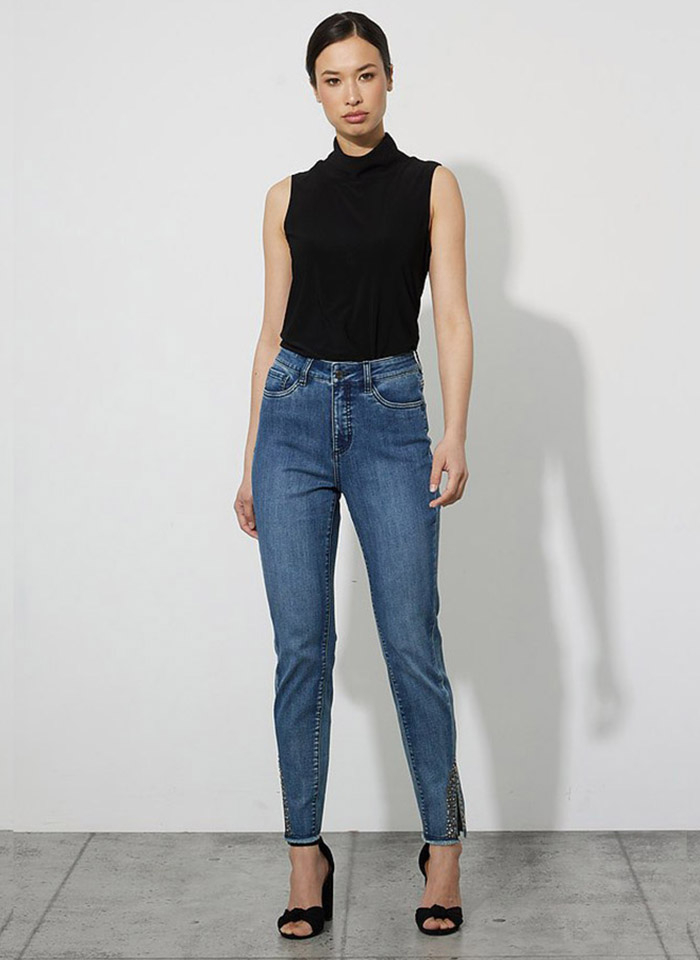 Joseph Ribkoff 223941 Niebieskie jeansy ze zdobieniem na nogawkach.