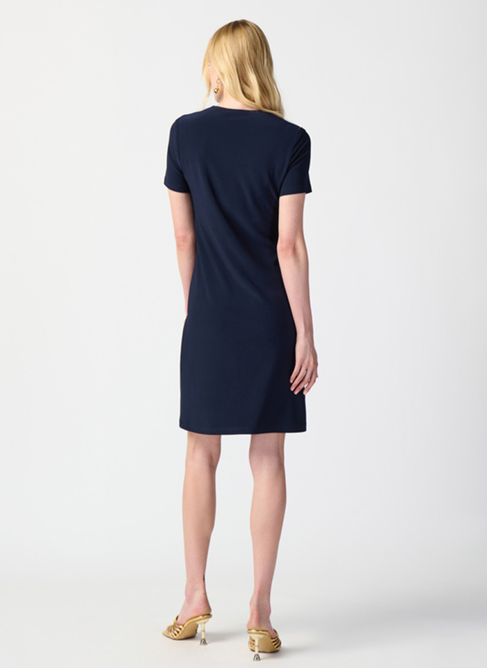 Joseph Ribkoff 241012 Granatowa sukienka ze złotymi elementami 2 kolory