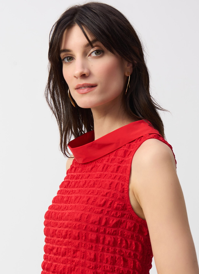 Joseph Ribkoff 241204 Czerwona sukienka bez rękawków z golfem