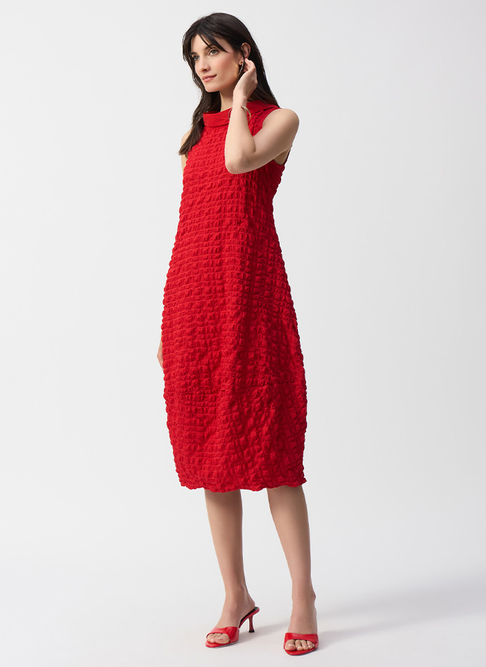 Joseph Ribkoff 241204 Czerwona sukienka bez rękawków z golfem