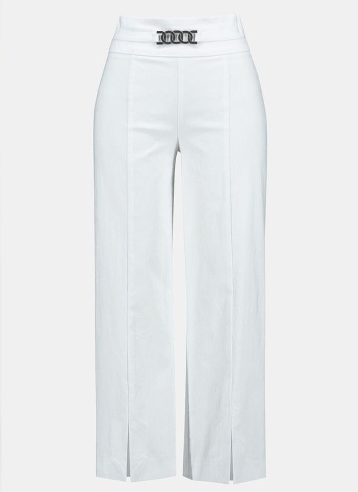 Joseph Ribkoff. Białe spodnie z pękniętą nogawką.