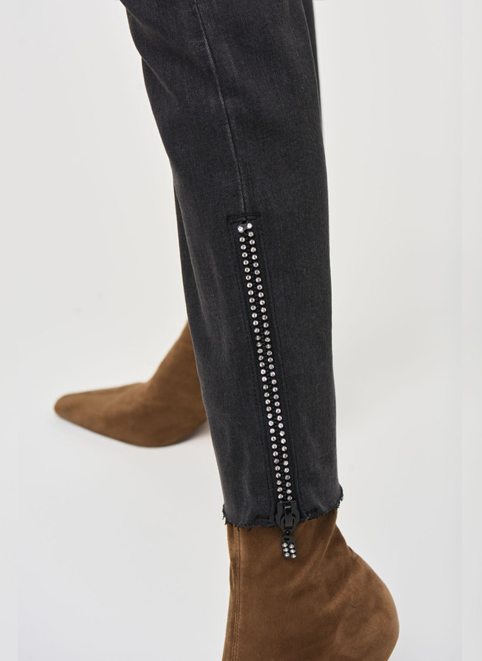 Joseph Ribkoff 243914  Spodnie typu jeansowe z ozdobnymi zamkami