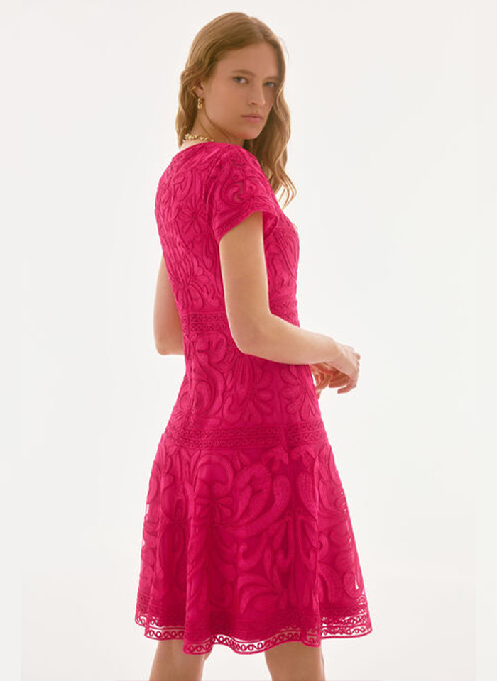 Joseph Ribkoff 251768 Haftowana sukienka z rozkloszowanym dołem